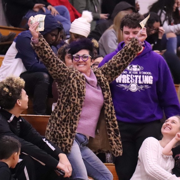 Meet your Posher, Sherry - Picture 1 of 10